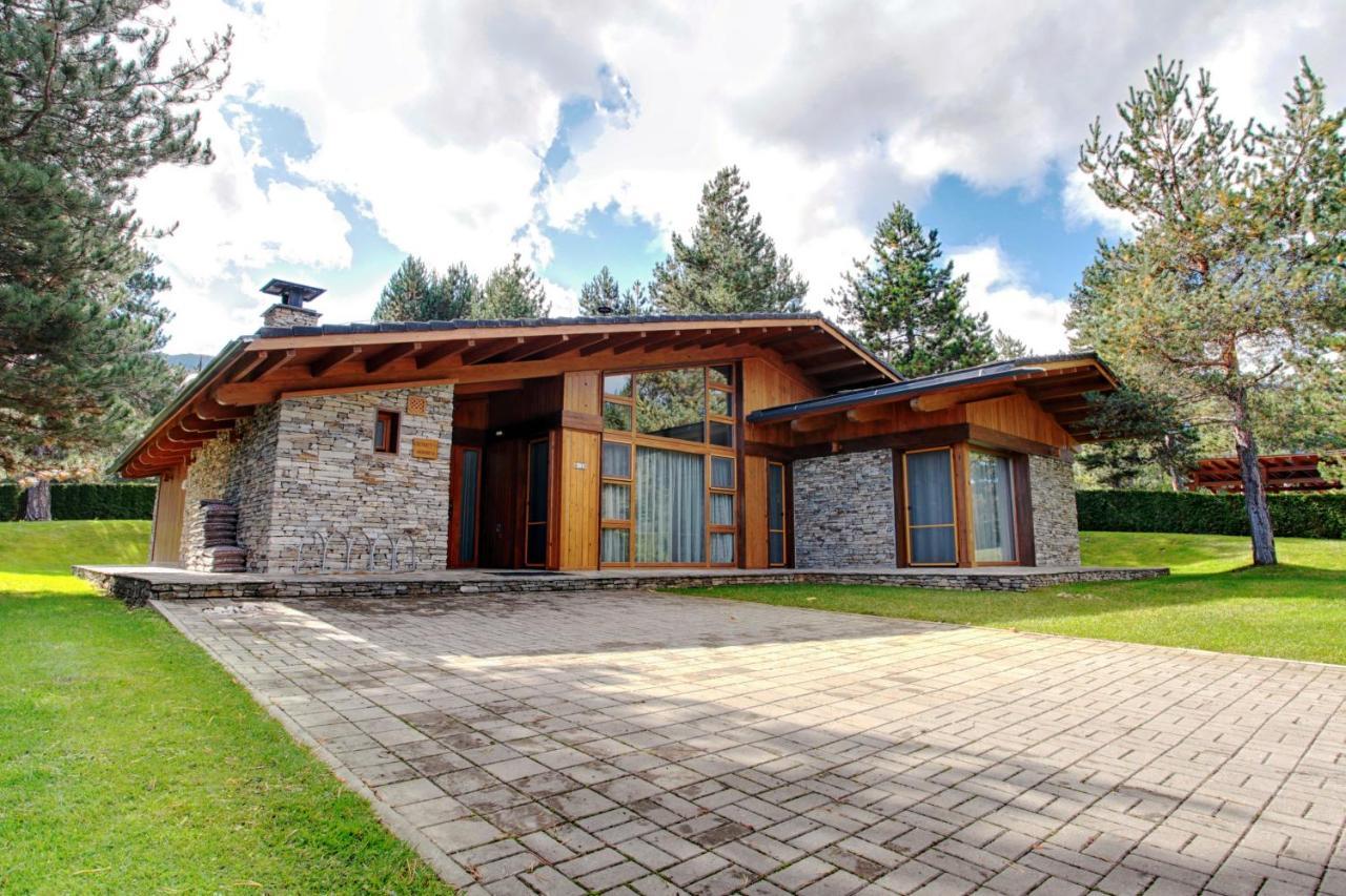 Villa Four Seasons Razlog Bagian luar foto
