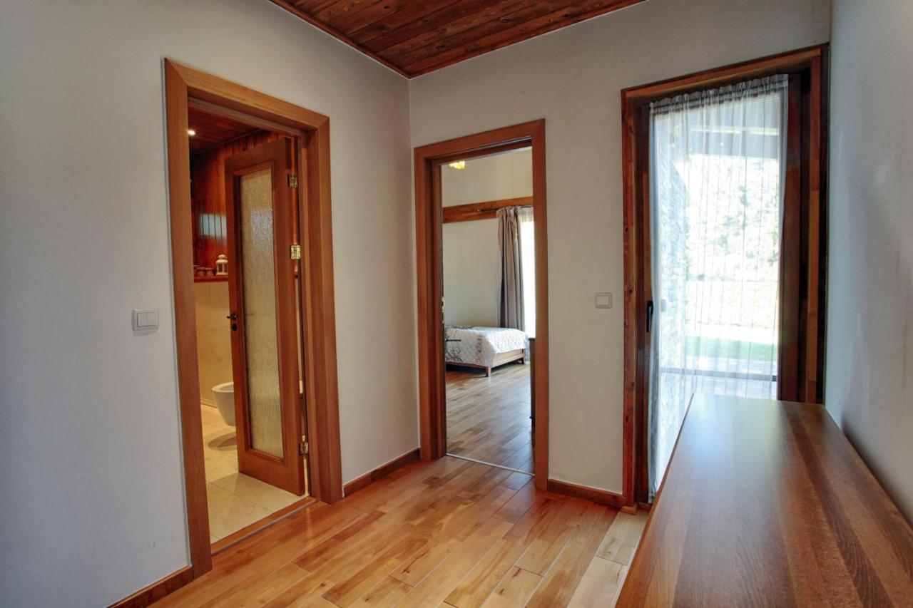 Villa Four Seasons Razlog Bagian luar foto