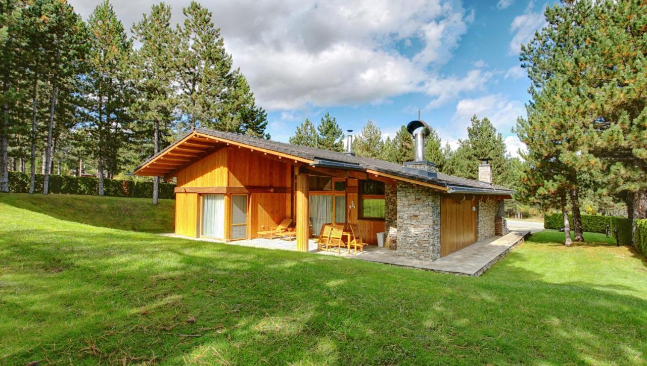Villa Four Seasons Razlog Bagian luar foto